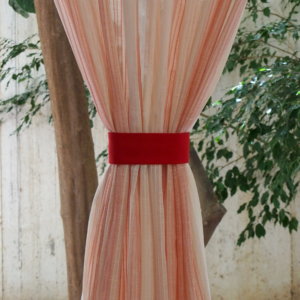 κουρτίνα ριγέ γάζα, κόκκινο, λευκό με αμερικάνικη ραφή και διαστάσεις 1,10 χ 2,80 ύψος