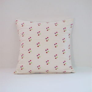 μαξιλαροθήκη με πολύχρωμες κουκίδες 45 χ 45