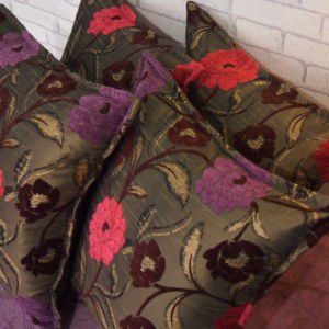 μαξιλαροθήκη ταφτάς με λουλούδια 60 χ 60