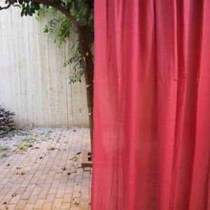 κουρτίνα ραμμένη έτοιμη ροζ γαζα, σε διάσταση 0,90 χ 2,60 ύψος