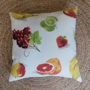 Μαξιλαροθήκη διακόσμησης με φρούτα σε διαστάσεις 45 χ 45