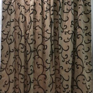 κουρτίνα κοντή με λαχούρι και ύφασμα ταφτά σε διαστάσεις 1,20 χ 1,60 ύψος