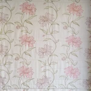 ρόμαν με κέντημα λουλούδι σε παστέλ τόνους και διατάσεις 1,30 χ 2,00 ύψος