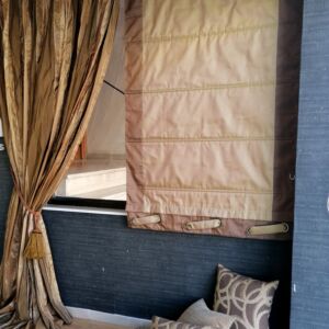 ρόμαν έτοιμο, ραμμέο πράσινος ταφτάς με καφέ φάσες σε διαστάσεις 1,05 χ 1,80 ύψος