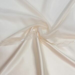 Υφασμα μπεζ γάζα μεφαρδιά φασα στο τελείωμα και διακριτικό σχεδιο και φάρδος τοπιού 2,80 μέτρα.