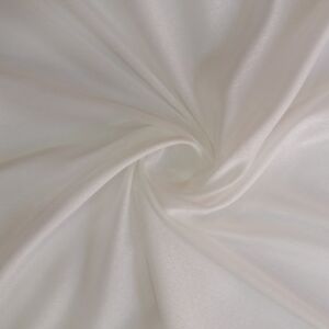 Υφασμα απο λευκή γάζα διάφανη με τελείωμα σατέν ρεβέρ και φάρδος τοπιού 2.80 μέτρα.