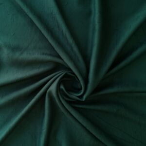 Υφασμα σατεν τσαλακωτο πράσινο με φάρδος τοπιού 2,80 μέτρα.