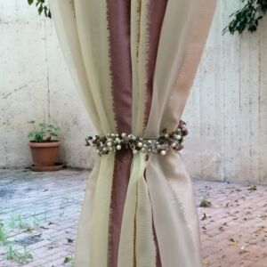 κουρτίνα ριγέ οργάντζα με απλή ραφή και διάσταση 1,70 χ 2,57 ύψος