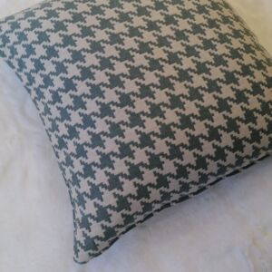 ΜΑΞΙΛΑΡΟΘΗΚΗ ΔΙΑΚΟΣΜΗΣΗΣ PIE DE COCK ΣΧΕΔΙΟ ΣΤΟ ΧΡΏΜΑ ΤΗΣ ΜΕΝΤΑΣ 0,40 Χ 0,40